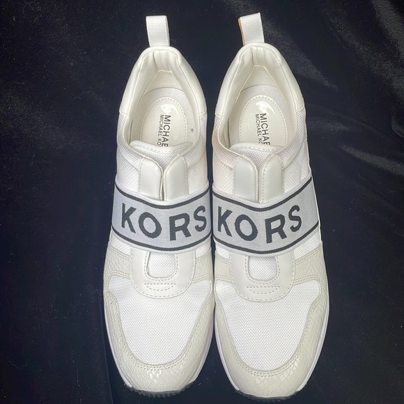 MICHAEL KORS CROC LEATHER LOGO HIGH TOP PLATFORM SNEAKERS - 8.5 - NEW !!๐ฅ๐ - Picture 4 of 12